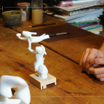 每件藝術(shù)品的生成，乘載了藝術(shù)家的投射與想像，初期精緻的縮小版模型，皆是每件作品實踐的開端。