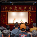 『西遊記-金兜山獨(dú)角青?！豢粗鴮O悟空如何對(duì)付獨(dú)角青牛，救出師父與師弟們，藝師以生動(dòng)的演繹手法、有趣的口白，圈起在座來(lái)賓的目光。