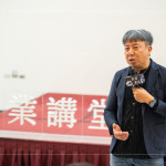 講師表情生動有趣，演出節(jié)奏明快、活力四射，現(xiàn)場笑聲此起彼落，毫無冷場，生活中的繁瑣小事，也在歡笑聲中拋諸腦後，讓人沉浸於一場難忘的歡樂時光。